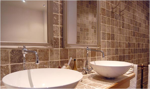 plan vasque salle de bain, étancheité, joints, pannneaux salle de bain marbre, plaquette faience salle de bain